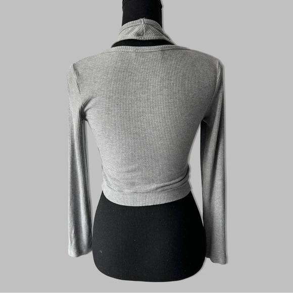 Cinder Long Sleeve  Buckle Top in Grey - Picture 5 of 14